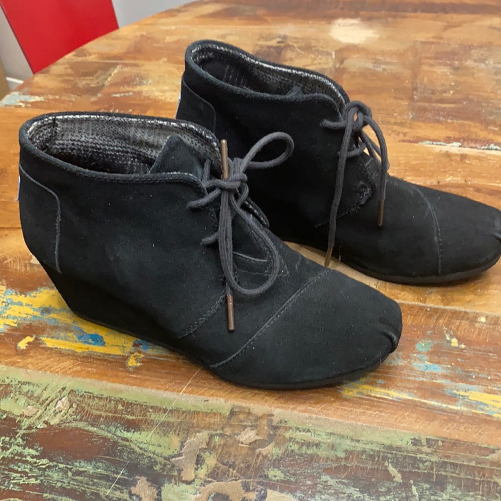 Toms Wedge Booties